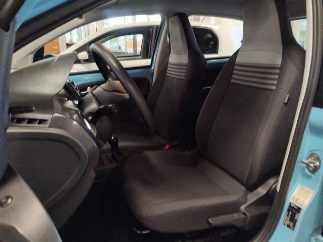 VOLKSWAGEN up! usata, con ESP