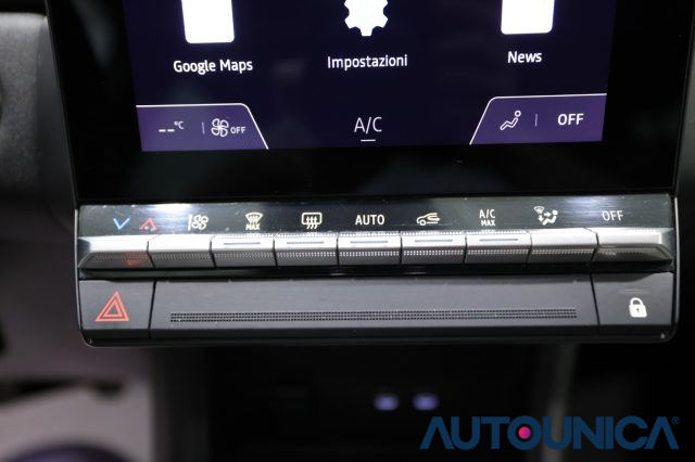RENAULT Captur usata, con Autoradio digitale