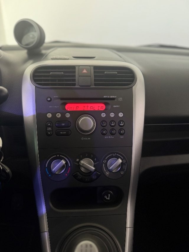SUZUKI Splash usata 14