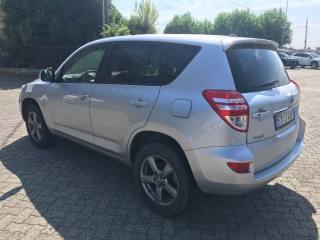 TOYOTA RAV 4 usata, con Airbag