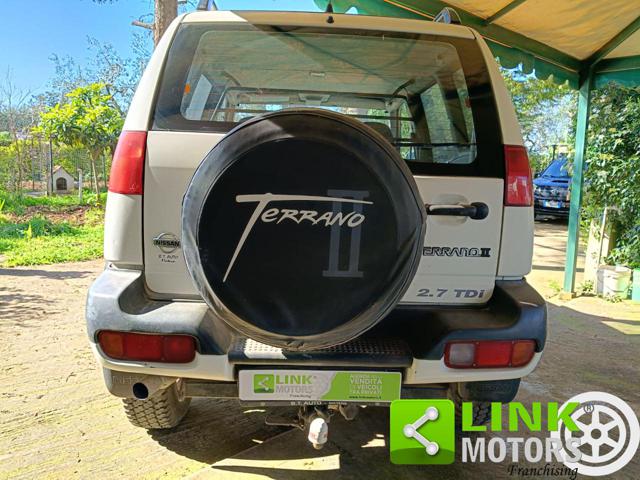 NISSAN Terrano II usata 28