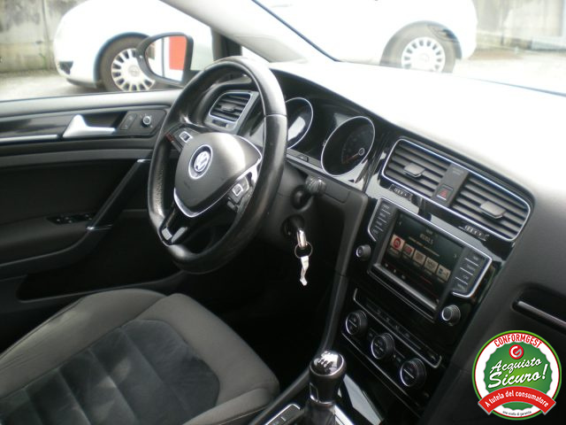 VOLKSWAGEN Golf usata, con Climatizzatore