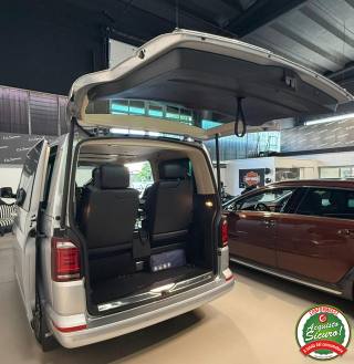 VOLKSWAGEN Caravelle usata, con Volante in pelle