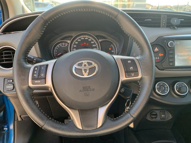 TOYOTA Yaris usata, con Fendinebbia