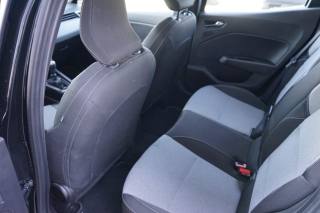 RENAULT Clio usata, con Sensori di parcheggio posteriori