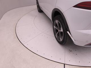 JAGUAR E-Pace usata, con Sensori di parcheggio posteriori