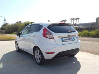 FORD Fiesta usata, con Boardcomputer