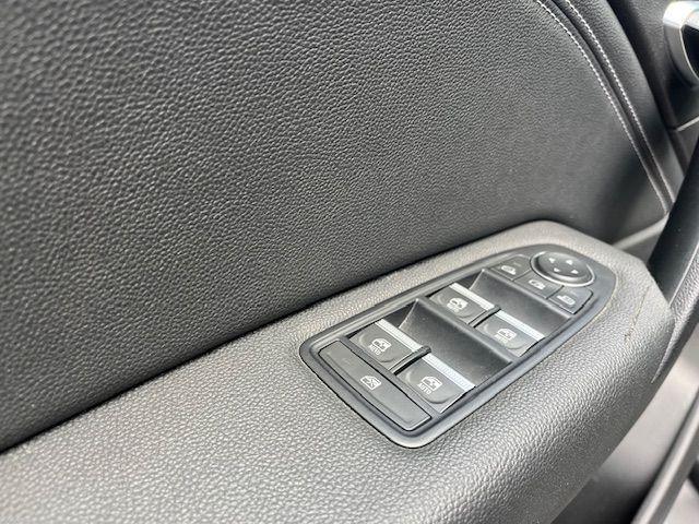 RENAULT Captur usata, con Chiusura centralizzata