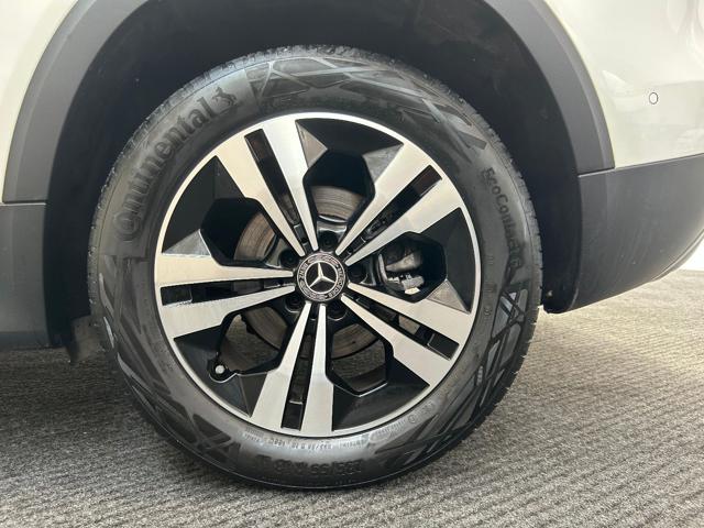 MERCEDES-BENZ GLB 200 usata, con Sistema di navigazione