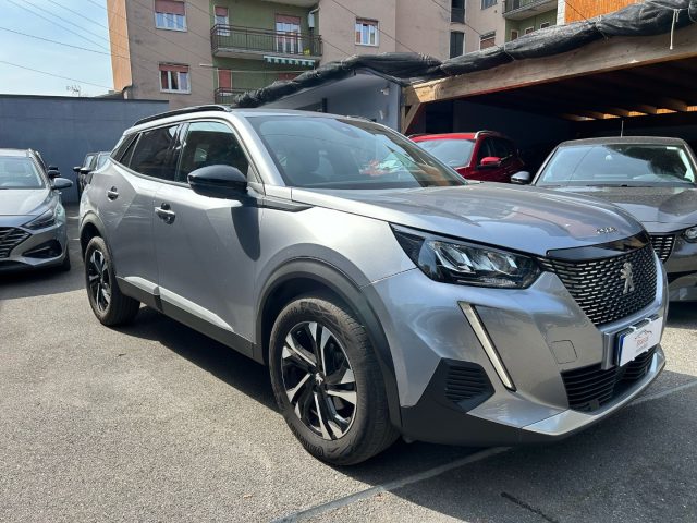 PEUGEOT 2008 usata, con Airbag