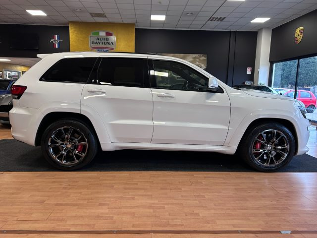 JEEP Grand Cherokee usata, con Autoradio