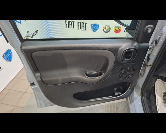 FIAT New Panda usata 18