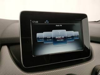 MERCEDES-BENZ B 180 usata, con Frenata d