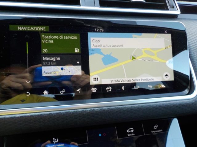 LAND ROVER Range Rover Velar usata, con Luci diurne