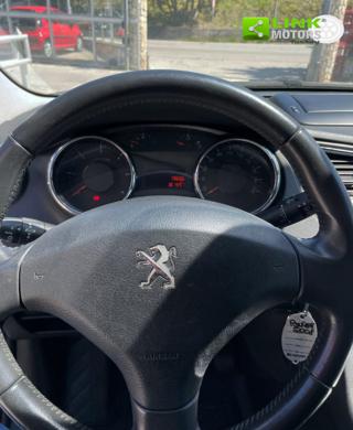 PEUGEOT 5008 usata, con Alzacristalli elettrici