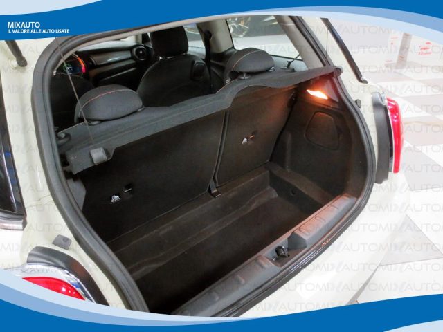 MINI Cooper usata, con Sistema di navigazione