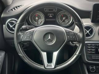 MERCEDES-BENZ GLA 180 usata, con Volante multifunzione