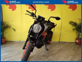 KTM 390 Duke usata 1