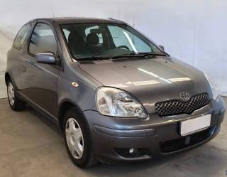 TOYOTA Yaris usata, con Airbag