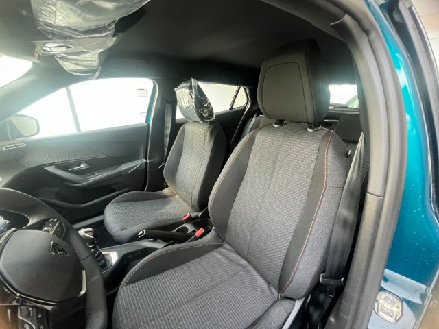 PEUGEOT 2008 usata, con Autoradio digitale