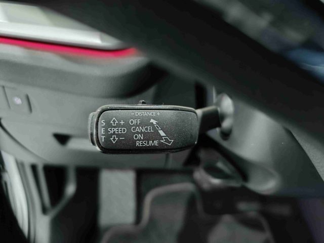 SKODA Octavia usata, con Bracciolo