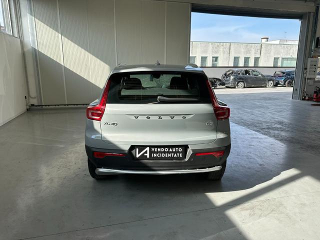 VOLVO XC40 usata, con Autoradio