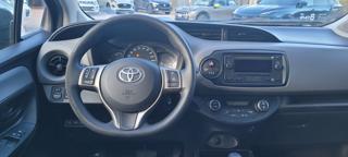 TOYOTA Yaris usata, con ESP