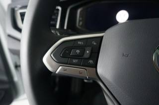 VOLKSWAGEN Taigo usata, con Airbag testa