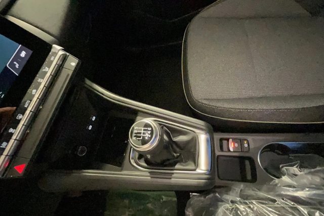 RENAULT Captur usata, con Autoradio digitale