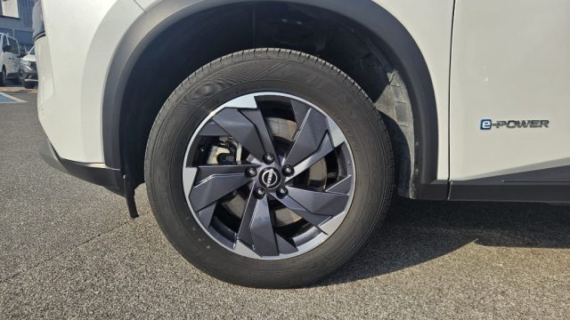 NISSAN X-Trail usata, con Volante in pelle