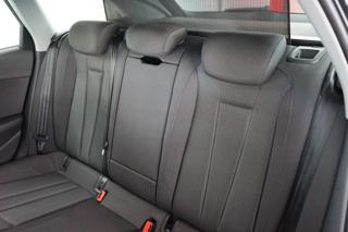AUDI A4 usata, con Sensori di parcheggio posteriori