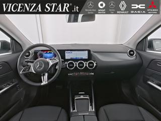MERCEDES-BENZ GLA 180 usata, con Alzacristalli elettrici