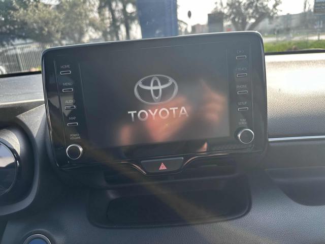 TOYOTA Yaris usata, con Servosterzo