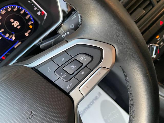 VOLKSWAGEN T-Cross usata, con USB