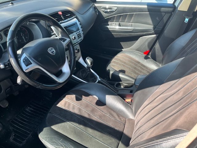 LANCIA Delta usata, con Airbag laterali