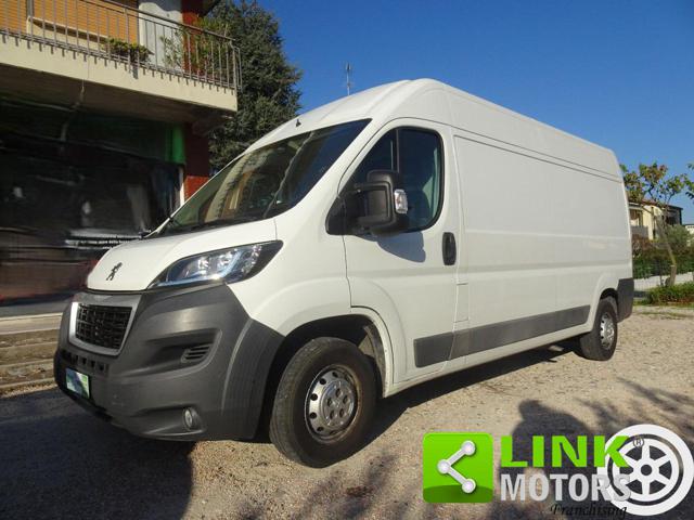 PEUGEOT Boxer usata, con ABS