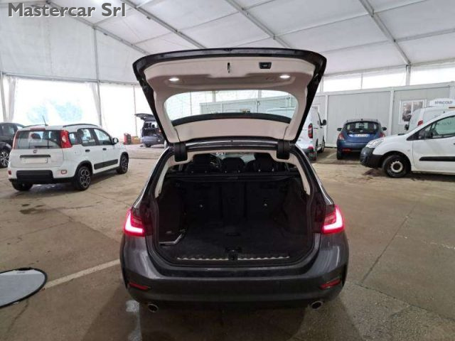 BMW 318 usata, con Alzacristalli elettrici