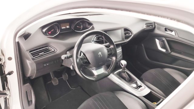 PEUGEOT 308 usata, con Limitatore di velocità