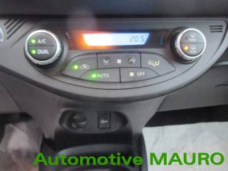 TOYOTA Yaris usata 18