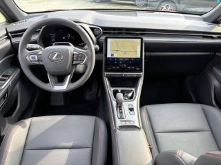 LEXUS LBX usata, con ESP