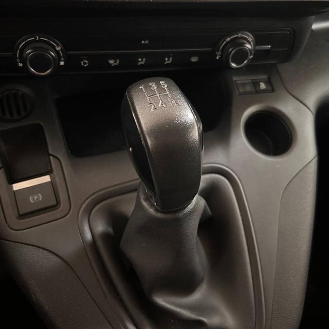PEUGEOT Partner usata, con Volante multifunzione