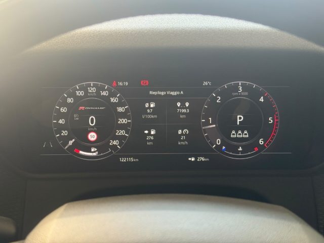 LAND ROVER Range Rover Velar usata, con Controllo trazione