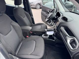 JEEP Renegade usata, con USB
