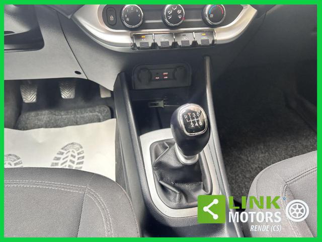 KIA Rio usata, con Sedile posteriore sdoppiato