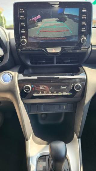 TOYOTA Yaris Cross usata, con Specchietti laterali elettrici