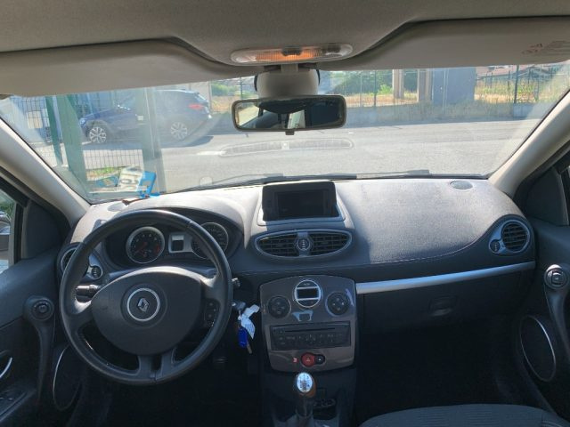 RENAULT Clio usata, con Controllo trazione
