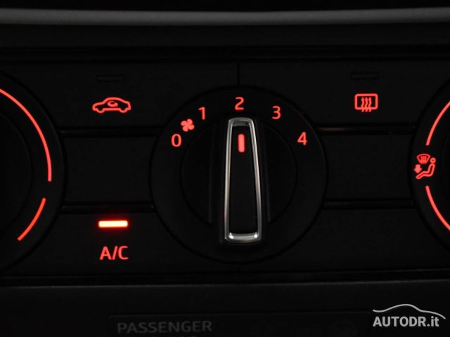 SEAT Ibiza usata, con Sensori di parcheggio posteriori