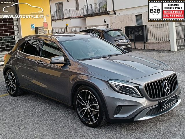 MERCEDES-BENZ GLA 220 usata, con Sedili riscaldati