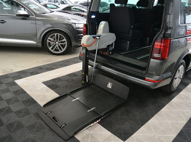 VOLKSWAGEN Multivan usata, con Alzacristalli elettrici