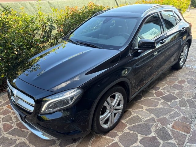 MERCEDES-BENZ GLA 200 usata, con Cronologia tagliandi